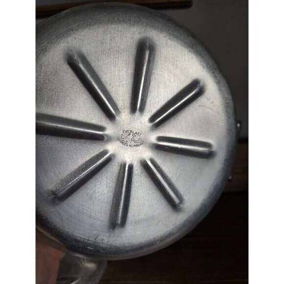 Everlast Forged Aluminum Metal Serving Pot w Lid Bamboo Leaf Design 50s 60s - Picture 6 of 9